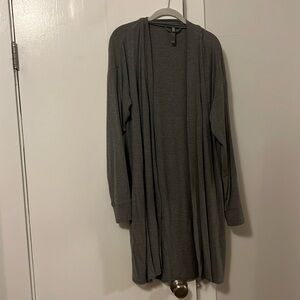 COPY - Skims soft lounge robe. Size medium